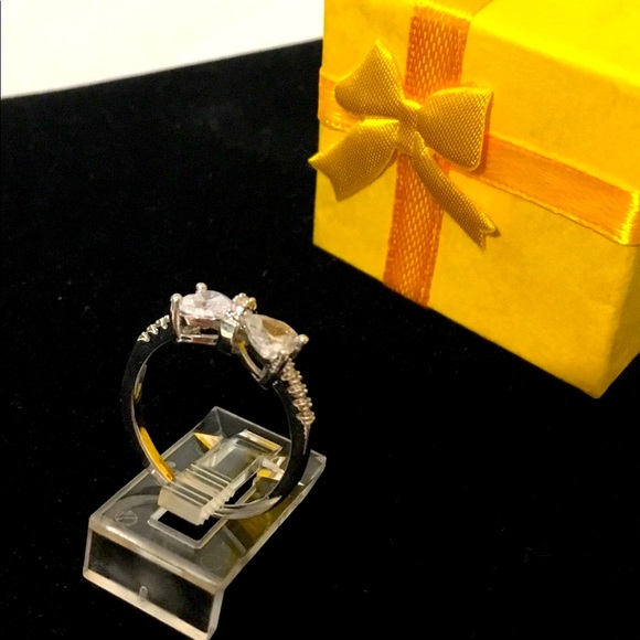 Sterling Silver Natural White Sapphire Multilayer Cross Bowknot Ring.  Sz. 6 NIB - Picture 4 of 7